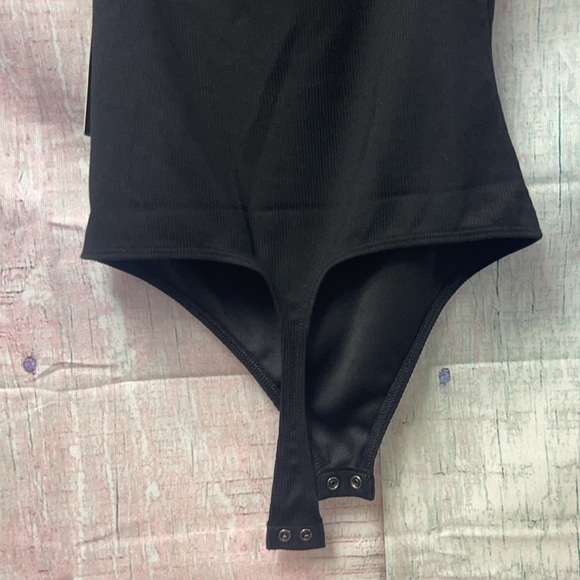 Brand new Woman’s Express bodysuit. Size XS - Picture 9 of 10